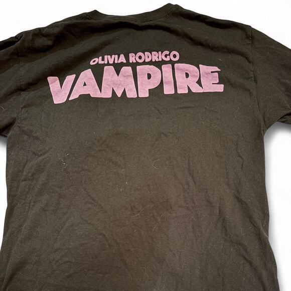 Olivia Rodrigo Vampire tour merch t shirt, large - Picture 2 of 3